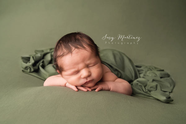 NEWBORN BEANBAG BACKDROP & WRAP Set • Stretch Knit Backdrop Set • Photography Backdrop • Newborn Wrap Set • Baby Photography Backdrop • Stretchy Knit Backdrop • Newborn Photo Prop | Ready To Ship • by Sew Trendy